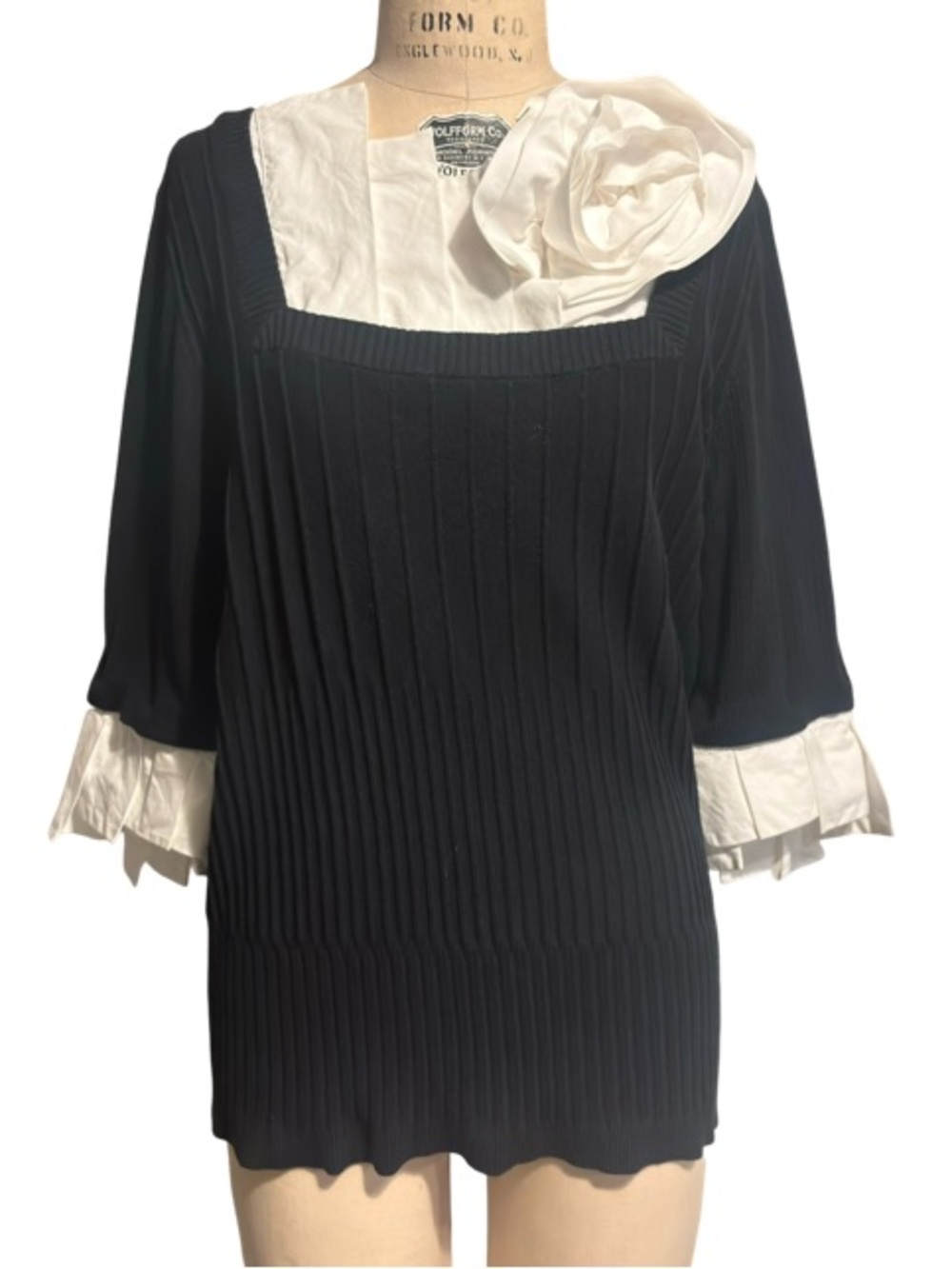 Anne Fontaine Ribbed Square-Neck Sweater Poplin Rosette Detail in Black Size 12